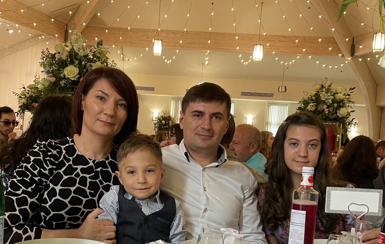In Loving Memory of Dmitri Doncev, Ecaterina Doncev, Emily Doncev, and Mark Doncev